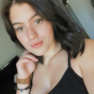 Meet your Posher, Elina